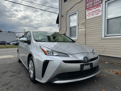 2021 Toyota Prius's photo