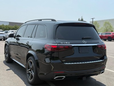 2024 Mercedes-Benz GLS Base's photo